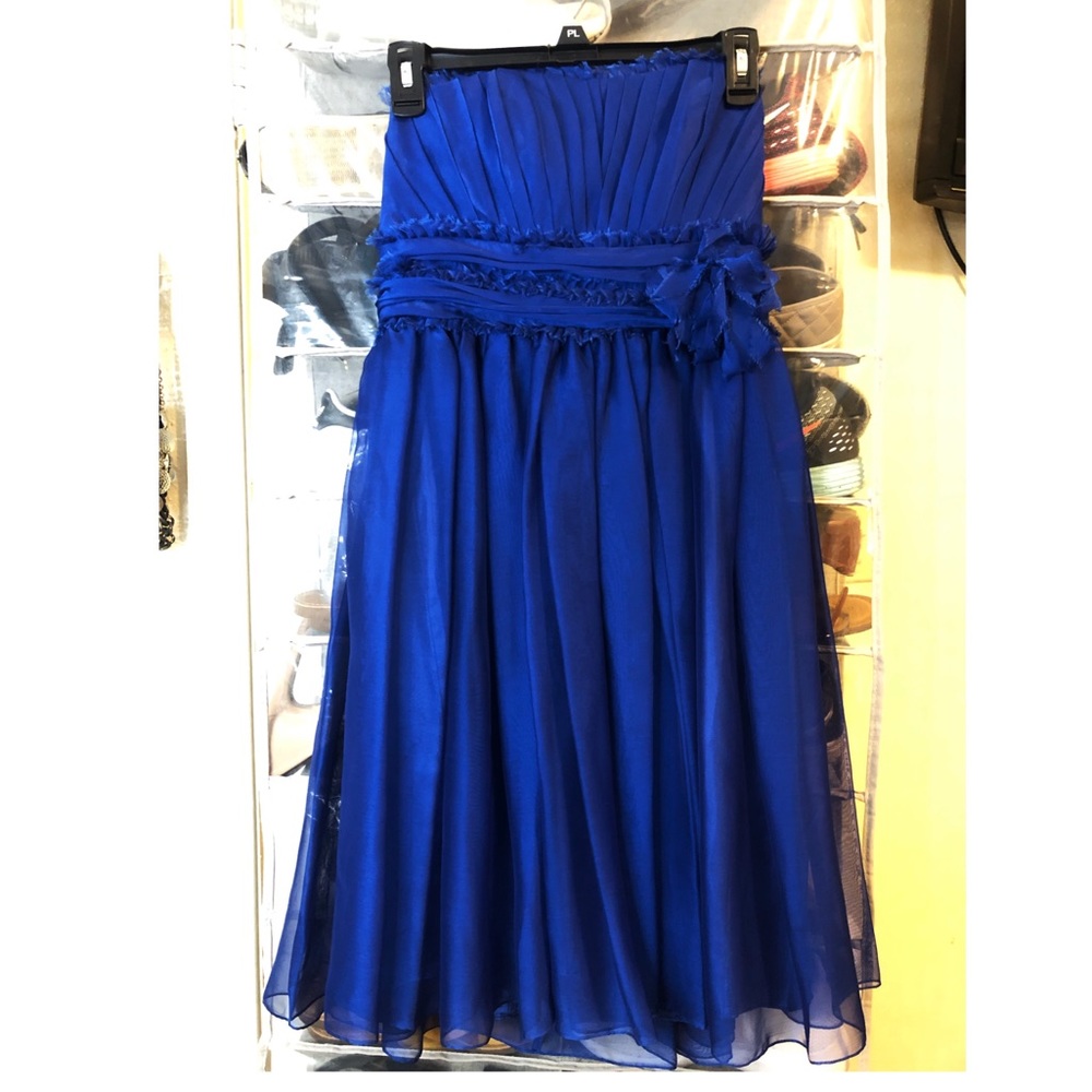 ML MONIQUE LHUILLIER DRESS.